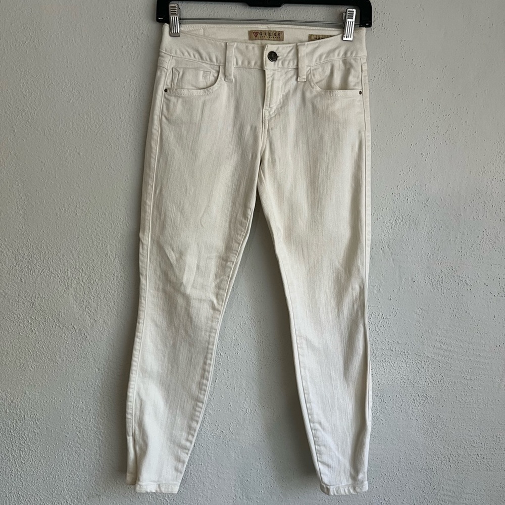 Guess Woman Cream Brittney Cropped Zip Leg Jean, Size 24